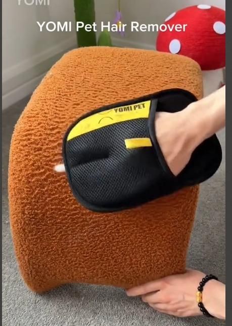 Pet Hair Removal Gloves (Pack of 2)